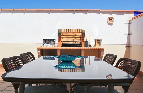 Oliva de Plasencia House | 🔆 Live CASA MAURO. ➡️ Where comfort meets rural tranquility. 🐮
