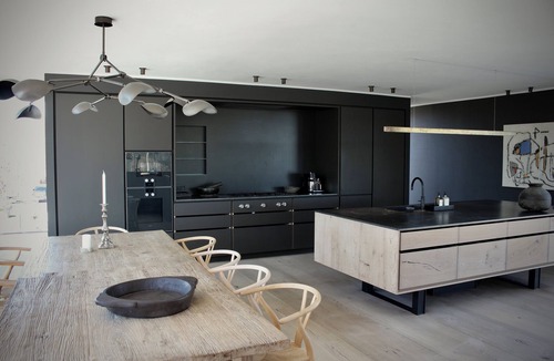 Holte House | Live in the house from the TV series everyone is talking about!