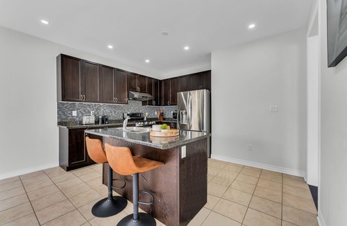 Durham Region House | Live Large in 7BR, 5Bath Home with Hot Tub, Pool, Patio & More