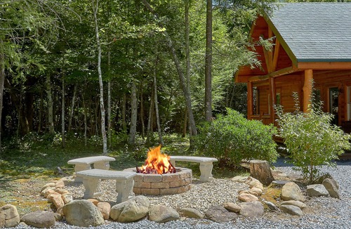 Cosby Cabin | Live, Laugh, Love Pool Lodge: Indoor Pool, Theater
