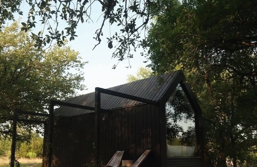Round Mountain Cabin | Live Oak Cabin at NowHere