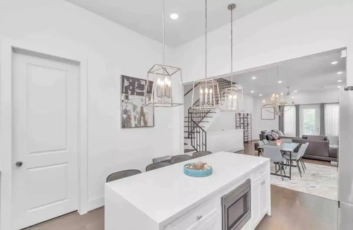 Shady Acres House | Live Social in the Houston Heights