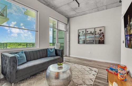St. Petersburg Apartment | Live the Downtown Life Cozy 1 Bed Near Tropicana