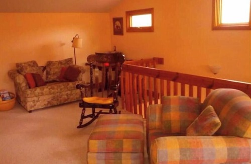 Bynum Apartment | Live the farm life!