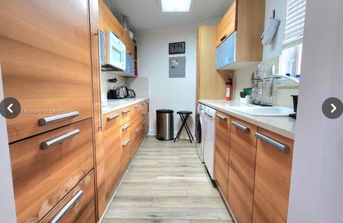 City Center Condo | Live the Miami Dream! Modern 2Bed 2Bath Ocean View Condo Steps from the Beach