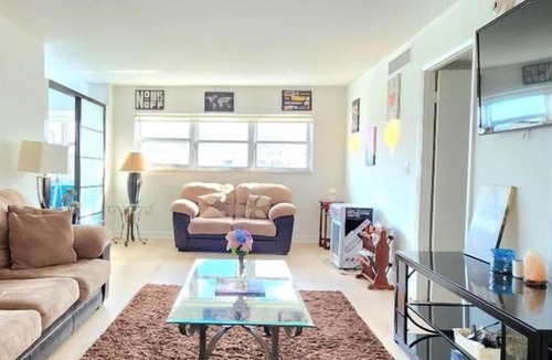 City Center Condo | Live the Miami Dream! Modern 2Bed 2Bath Ocean View Condo Steps from the Beach