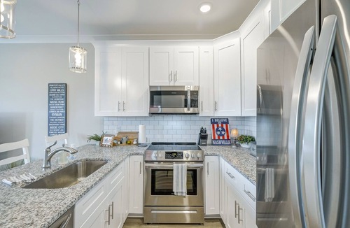 Lakewood House | Live your best Lake Life in NASH! Old Hickory Lake