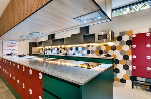 La Saidia Hotel | Livensa Living Studios Valencia Viveros