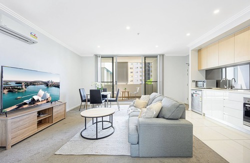 Liverpool Apartment | Liverpool Stunny Modern Apt Wifi &Parking