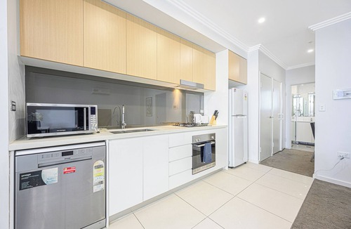 Liverpool Apartment | Liverpool Stunny Modern Apt Wifi &Parking