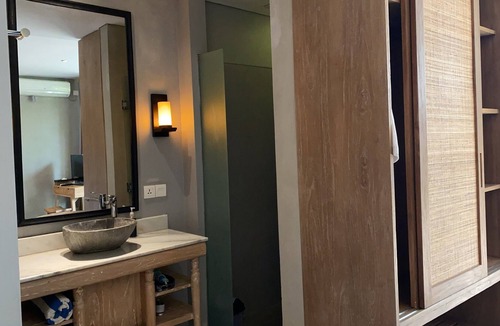 Kampial Hotel | Livi's Dancing Garden