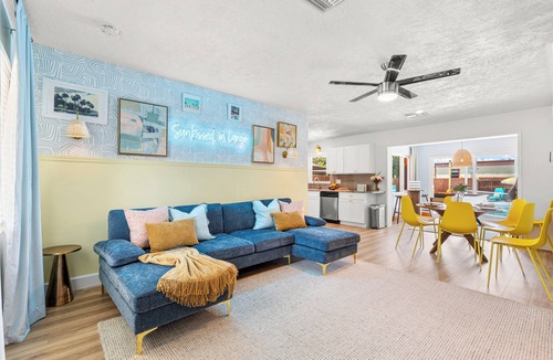 Largo House | Livin’ La Vida Largo – Pool & Many Beaches Nearby