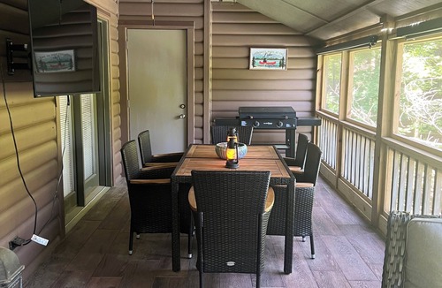 Mount Ida Condo | Livin On Lake Time