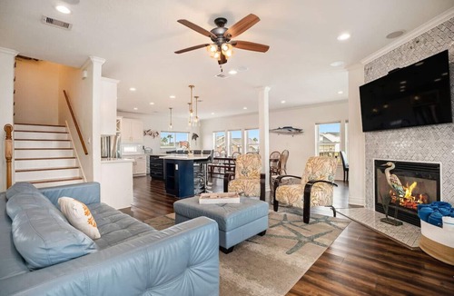 Jamaica Beach House | Livin’ the Dream – Waterfront Home w/Private Pool
