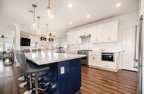 Jamaica Beach House | Livin’ the Dream – Waterfront Home w/Private Pool