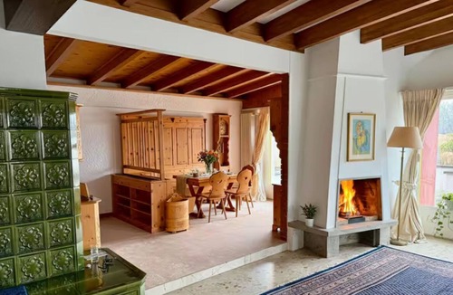 Kloten Villa | Living in a 1970s villa