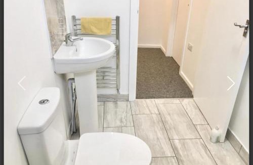 Ashford House | Living Stone 1 Room