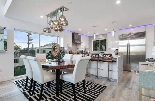 Ocean Park Bed & Breakfast | Living the Dream By the Beach-minutes away