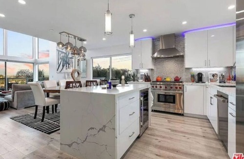 Ocean Park Bed & Breakfast | Living the Dream By the Beach-minutes away