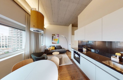 District 9 Apartment | Livingtown AG