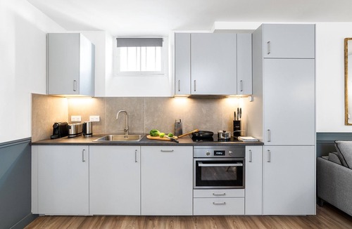 Quartier de la Porte-Saint-Denis Apartment | LivinParis | Luxurious 2 Bedroom Opera VI