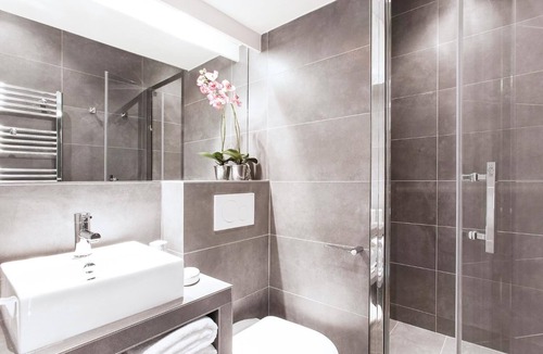 Arts-et-Metiers Apartment | LivinParis | Luxury 2 Bedrooms Grand-Boulevard I