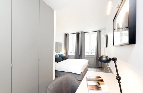 Arts-et-Metiers Apartment | LivinParis - Luxury 3 Bedrooms Le Marais I