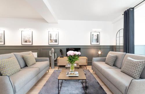 Arts-et-Metiers Apartment | LivinParis - Luxury 4 Bedrooms Le Marais I