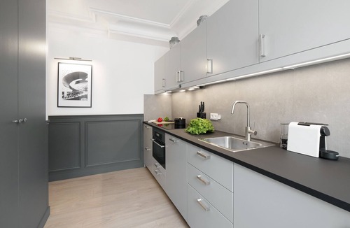 Quartier de la Porte-Saint-Denis Apartment | LivinParis | Luxury AC 3 Bedrooms Opera II