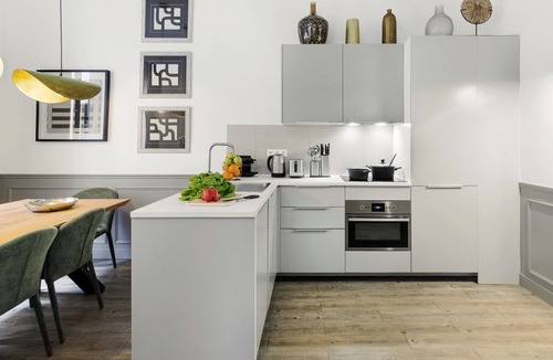 Quartier de la Porte-Saint-Denis Apartment | LivinParis | Luxury AC 4 Bedrooms Opera I