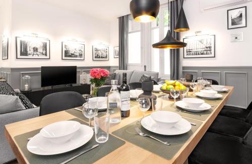 16th Arrondissement Apartment | LivinParis - Luxury AC 4 Bedrooms Auteuil Eiffel