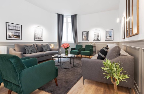 Ternes Apartment | LivinParis | NEW Luxury A/C 4 BDR Arc de Triomphe