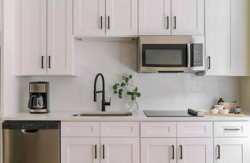 The Loop Apartment | LIVN Millennium Park Downtown Chicago 2BR