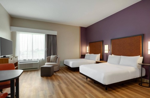 Kokomo Hotel | LivSmart Studios By Hilton Kokomo
