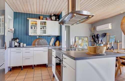 Vestero Havn House | "Ljubinko" - 50m from the sea by Interhome