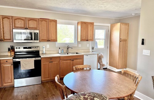 Mears House | Lk Michigan,Silver lake rental sleeps 10