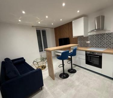 Chantiers Apartment | LL versailles gare