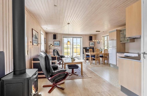 Ristinge House | LL205 Humble - Piledybet 52 B