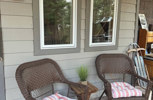 Missoula Apartment | Llama Ranch Cozy 1-bedroom apartment just South of Missoula with WiFi!