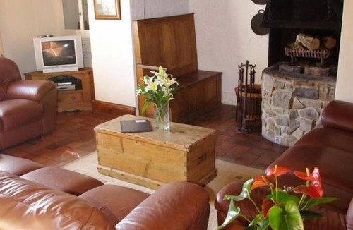 Llandovery House | Llanerchindda Farm Guest House