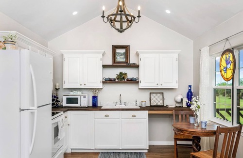 Llano Apartment | Llano River Carriage House | 1/1, River Frontage