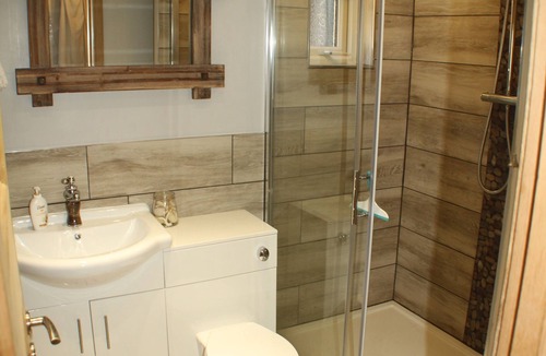 Dolwyddelan Hostel | Lledr House - Hostel