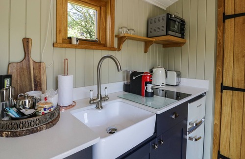 Llanbedr Cottage | Llethr - Shepherds Hut