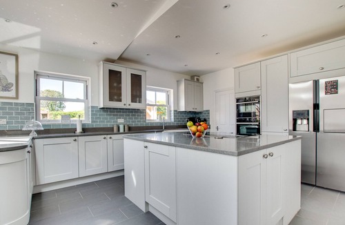 Gorslas House | Llety Celyn - The Hollies