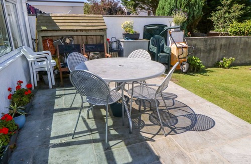 Edern Cottage | Lliwedd