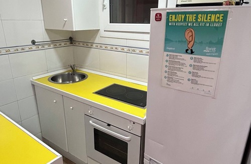 Lloret Town Center Apartment | Lloret De Mar: Apartment/flat - Lloret de Mar