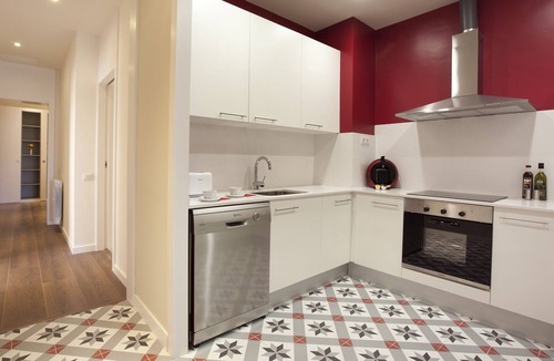 Ciutat Vella Apartment | Llotja - Three Bedroom Apartment, Sleeps 6
