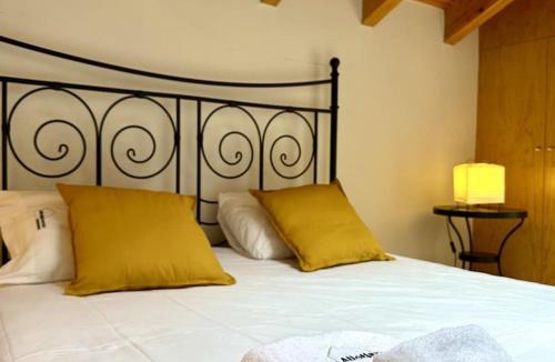 Montella I Martinet Apartment | Lludriga, alojamiento en Martinet, Puigcerdá
