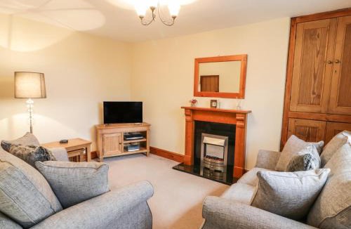 Dolgellau House | Llwyn Celyn