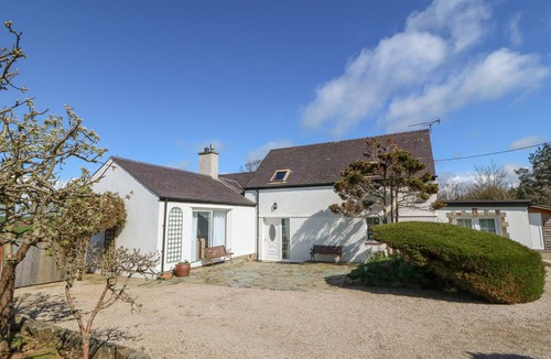 Edern Cottage | Llwyn Celyn